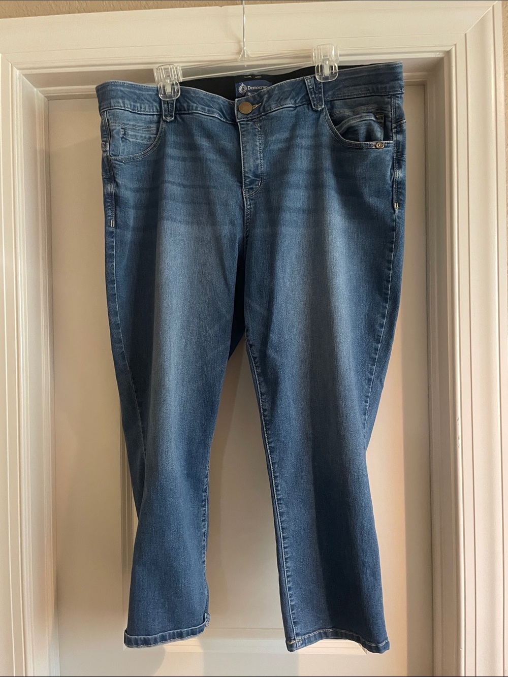 Democracy Mid Wash Cropped Women's Jeans